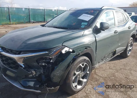 2025 Chevrolet Trax Fwd Lt z USA, uszkodzony, nr VIN KL77LHEP2SC213069